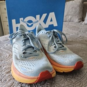 Hoka Clifton 8 women's size 7